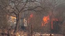 Brennendes Gebäude in der sibiroschen Region Primorje
