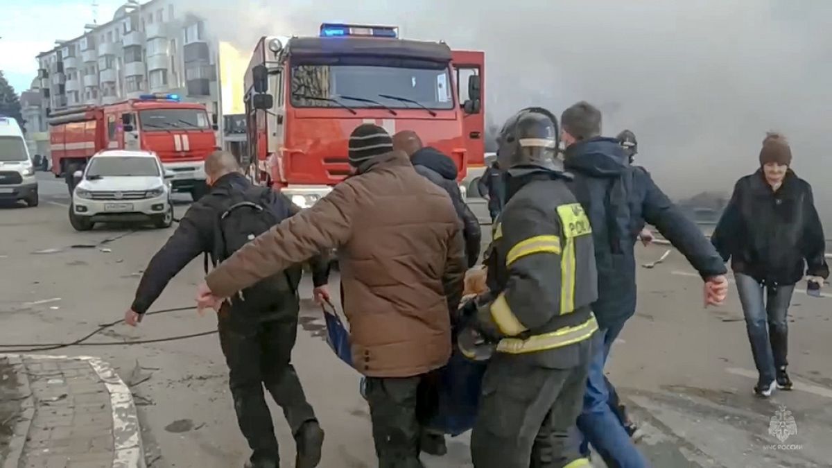 Μεταφορά τραυματιών μετά από ρωδδική επίθεση στο Μπέλγκοροντ της Ρωσίας - φώτο αρχείου
