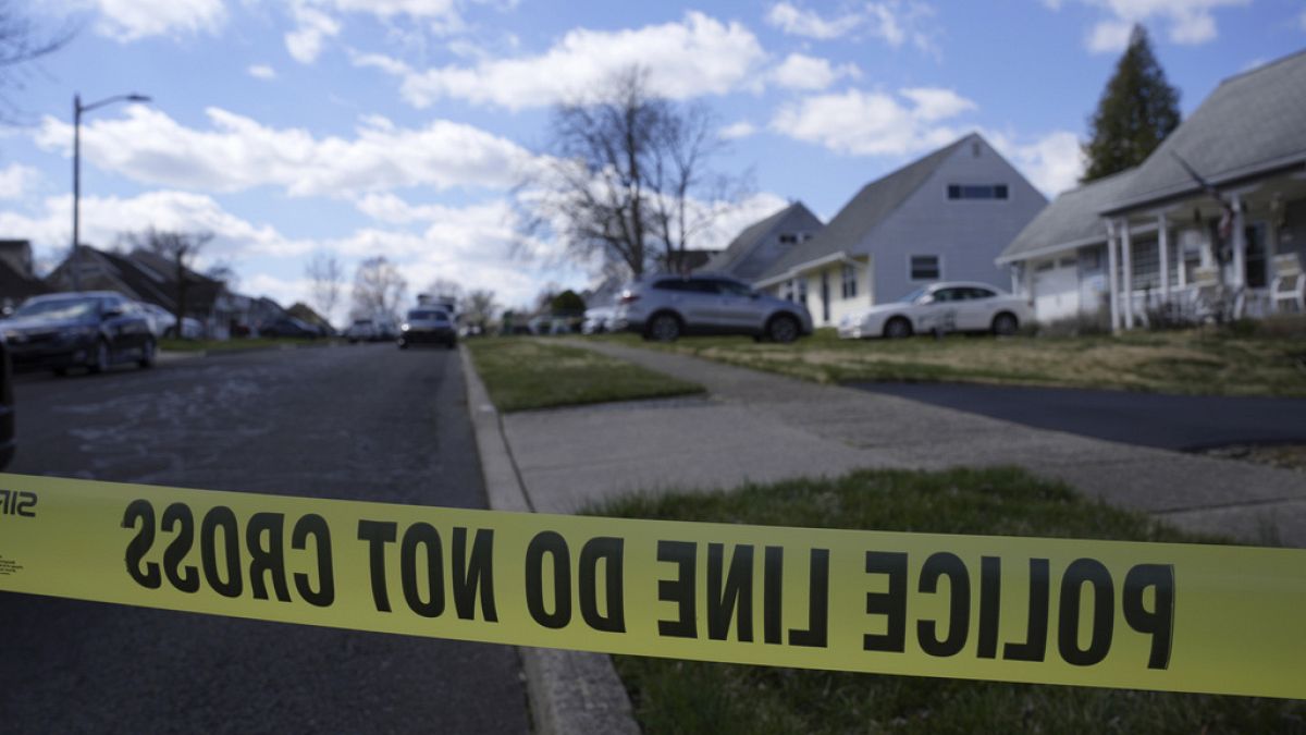 Three killed in shooting in Philadelphia  The killer barricades himself inside the house