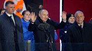 Владимир Путин отпраздновал своё переизбрание и 10-летие аннексии Крыма со депутатами Думы, которые согласились поучаствовать в выборах.