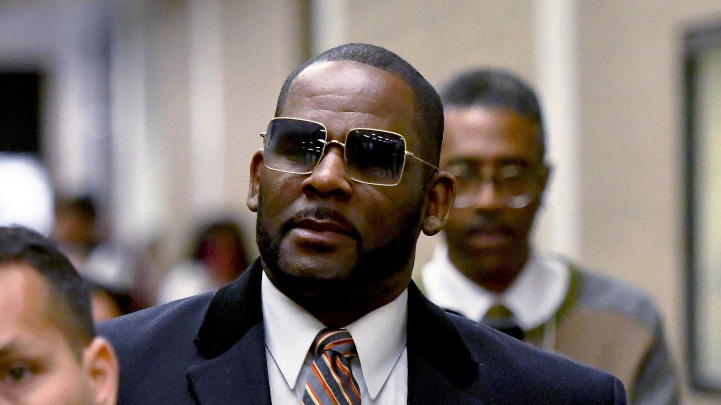 Singer R. Kelly appeals to overturn 30-year sex crime sentence | Euronews