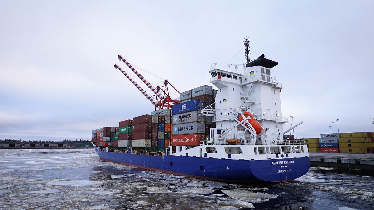 Ports in Baltic Sea cut emissions with novel maritime traffic system thumbnail