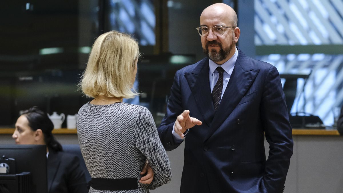 Лидерите на ЕС ще обсъдят нарушаването на табуто за отбранителните облигации на срещата на върха в Брюксел
