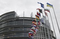 EP-Ansichten des Brüsseler Gebäudes im Frühling.