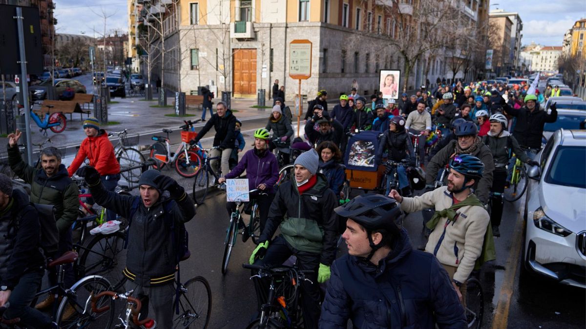 Is Italy’s new road law really going to make people safer? Activists call out anti-green agenda thumbnail