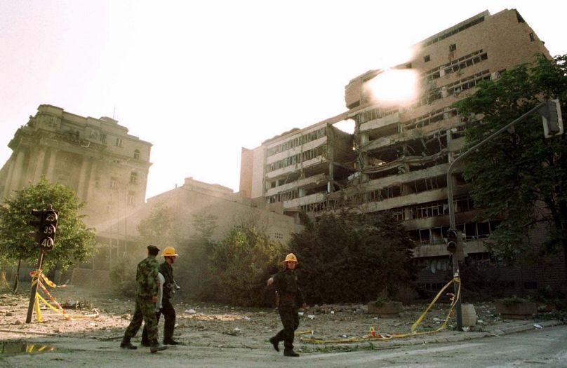 A védelmi minisztérium lebombázott épülete Belgrádban, 1999. május 8-án