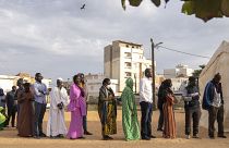 أمام مركز اقتراع في داكار