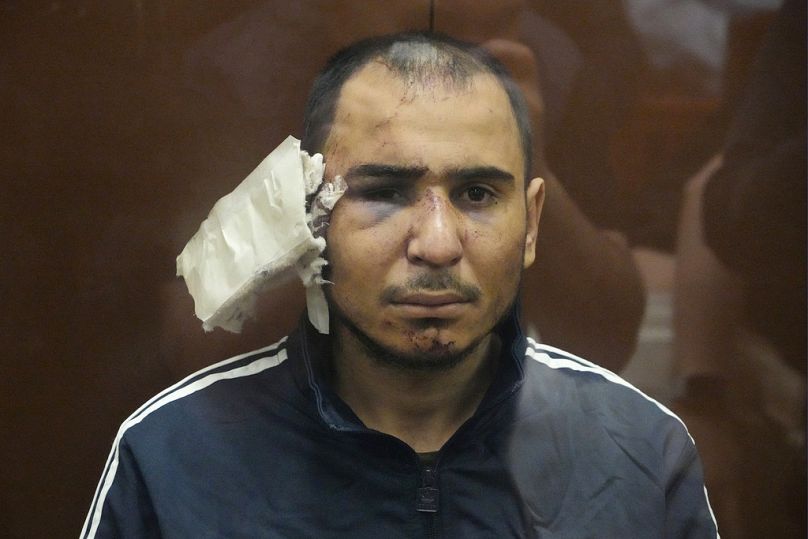 Az egyik terrorizmussal vádolt férfi, akinek feltehetően levágták a fülét