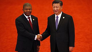 Angola's president woos Chinese tourists 