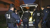 Mehr als 190 Menschen wurden im Rahmen einer groß angelegten Drogen-Razzia in ganz Frankreich festgenommen.