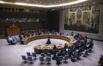 BM Güvenlik Konseyi'nde Gazze'de kalıcı ve sürdürülebilir ateşkese dönüşecek şekilde ramazan ayında acilen ateşkes sağlanması talep edilen karar tasarısı kabul edildi