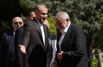 وزير الخارجية الإيراني يستقبل رئيس المكتب السياسي لحركة حماس