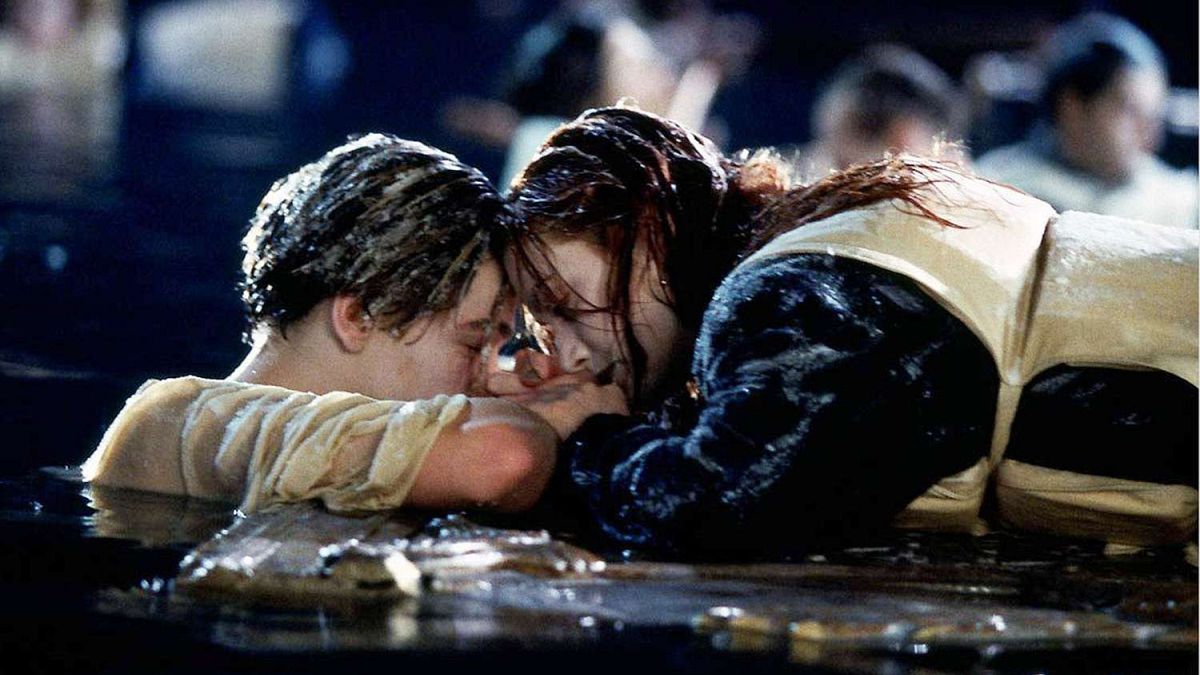 Leonardo DiCaprio e Kate Winslet em Titanic, de 1997. 