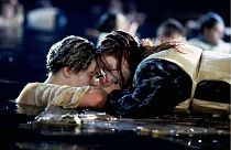 Leonardo DiCaprio e Kate Winslet em Titanic, de 1997. 