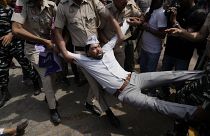 الشرطة الهندية تعتقل أنصار المعارض أرفيند كيجريوال