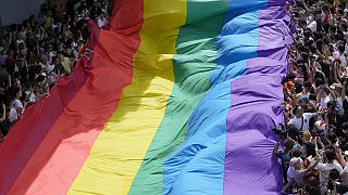 Tayland meclisi, eşcinsel evlilik yasa tasarısını ezici çoğunlukla kabul etti