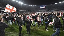 Los aficionados de Georgia celebran la clasificación para la Eurocopa 2024 en el Estadio Nacional Boris Paichadze, en Tiflis, el 26 de marzo de 2024