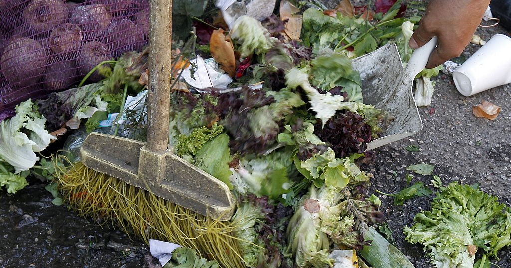 UN issues alarming global food wastage and shortage