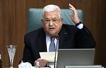 الرئيس الفلسطيني محمود عباس يتحدث خلال مؤتمر لدعم القدس في مقر جامعة الدول العربية في القاهرة، مصر، 12 فبراير 2023