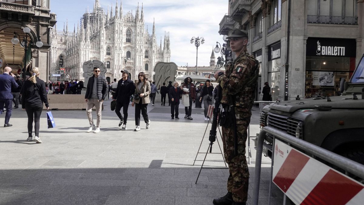 Italy raises security alert level for Easter weekend following Moscow attacks thumbnail