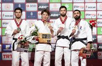 Le podium masculin de la première journée du Grand Chelem de Judo d'Antalya, en Turquie.