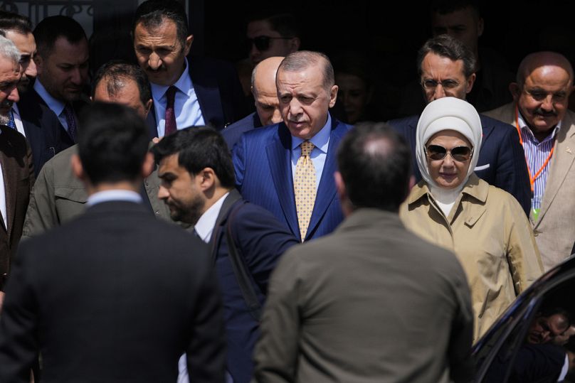 Präsident Recep Tayyip Erdogan und seine Frau Emine am Wahlsonntag in Istanbul