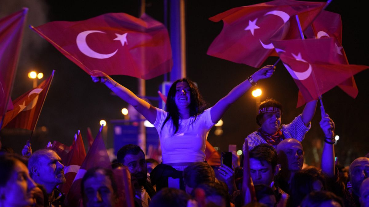 Republican People's Party, or CHP, supporters gather to celebrate outside City Hall in Istanbul, Turkey, Sunday, March 31, 2024.