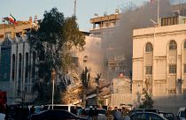 Ataque deixou o edifício do consulado iraniano em Damasco destruído