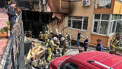 L'edificio dove è scoppiato l'incendio a Istanbul