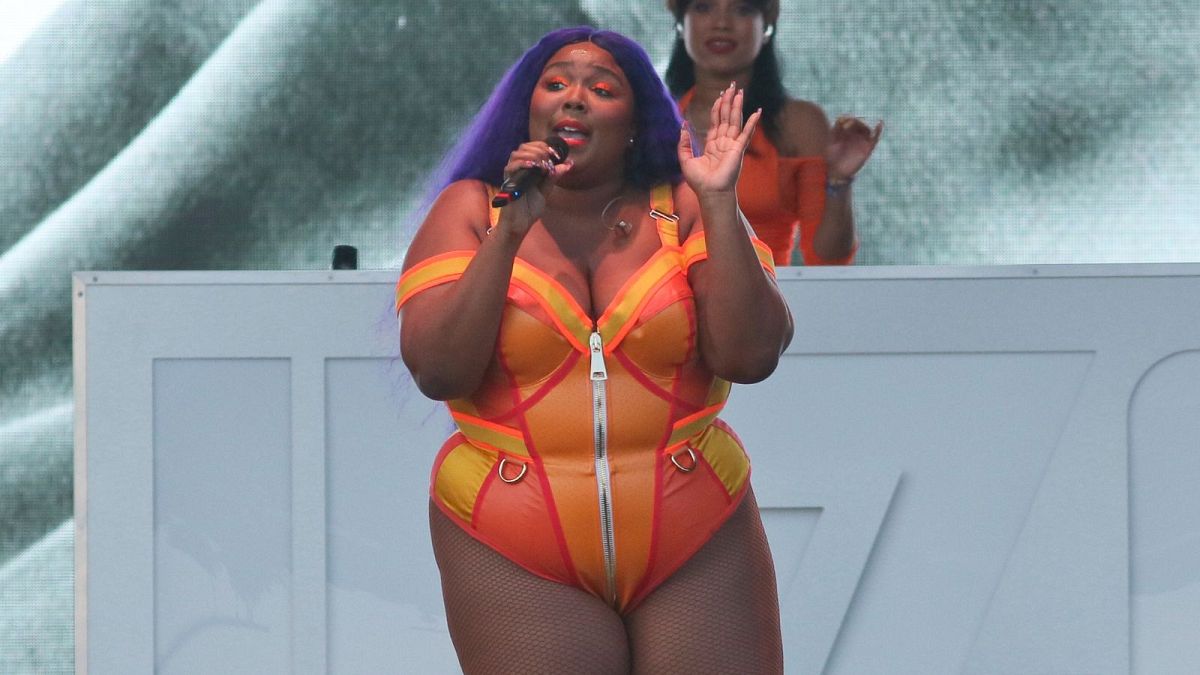 Lawyer for dancers suing Lizzo calls quitting announcement 'a joke' thumbnail