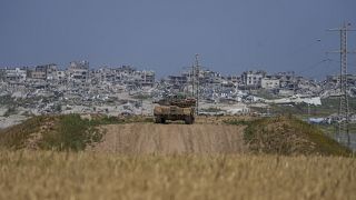 دبابة إسرائيلية على الحدود مع قطاع غزة