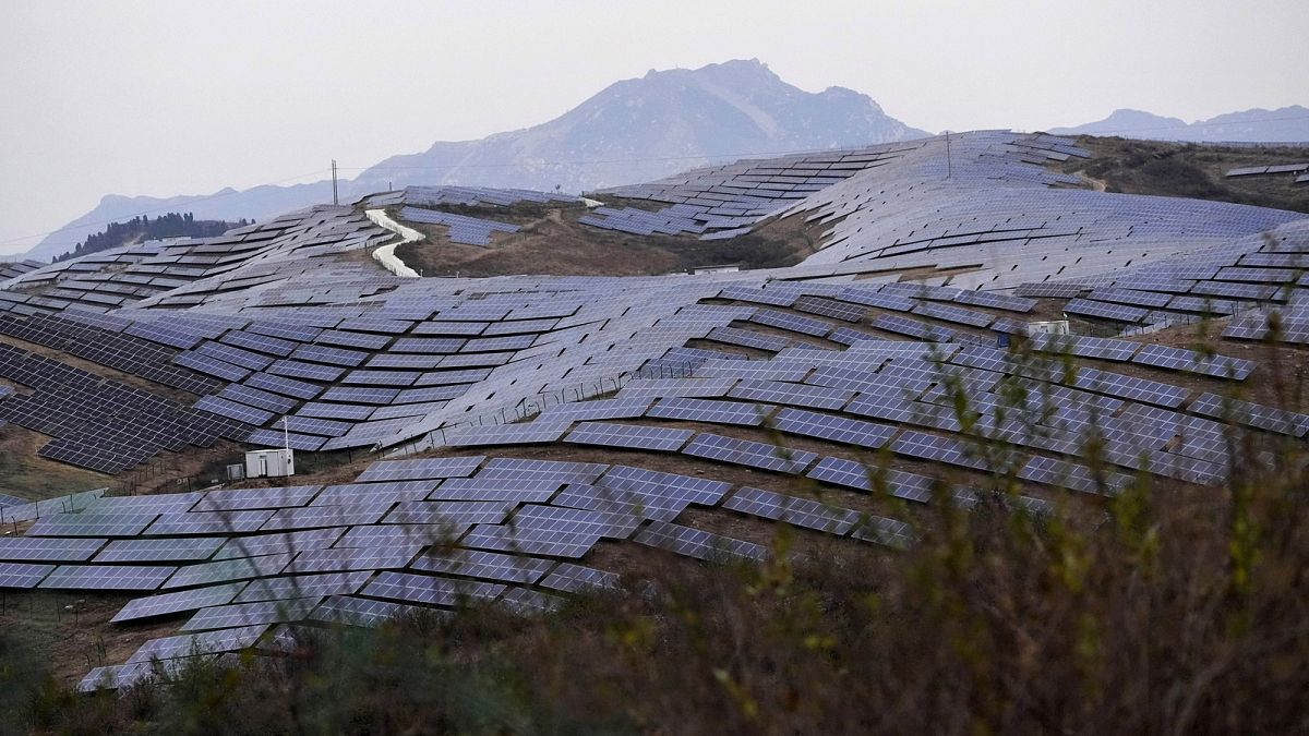 EU launches probe into Chinese solar panels over potentially 'distortive' subsidies thumbnail