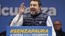 ARCHIVO: Salvini pronuncia un discurso en Milán en noviembre de 2023