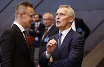 Szijjártó Péter külgazdasági és külügyminiszter és Jens Stoltenberg NATO-főtitkár a szervezet kétnapos brüsszeli külügyminiszteri tanácsülésének első napján, 2024.