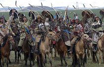 مغول‌ها هنر جنگ آوری نیاکانشان را گرامی می‌دارند