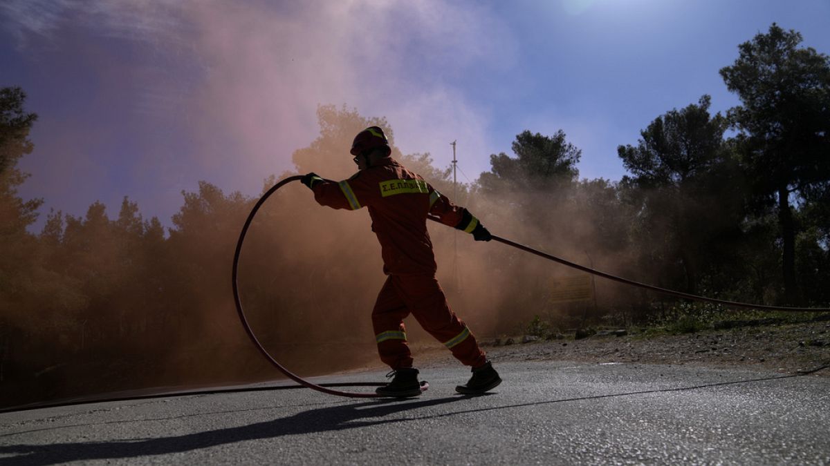 Exercice de pompiers en Grèce, jeudi 4 avril 2024.