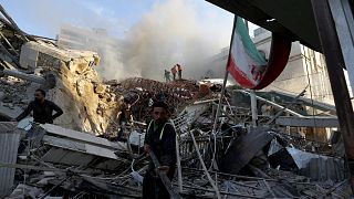 A damaszkuszi iráni konzulátus romjai a hétfői izraeli légicsapás után