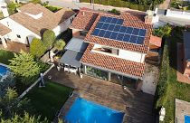 SolarMente instals solar panels with no upfront investment.