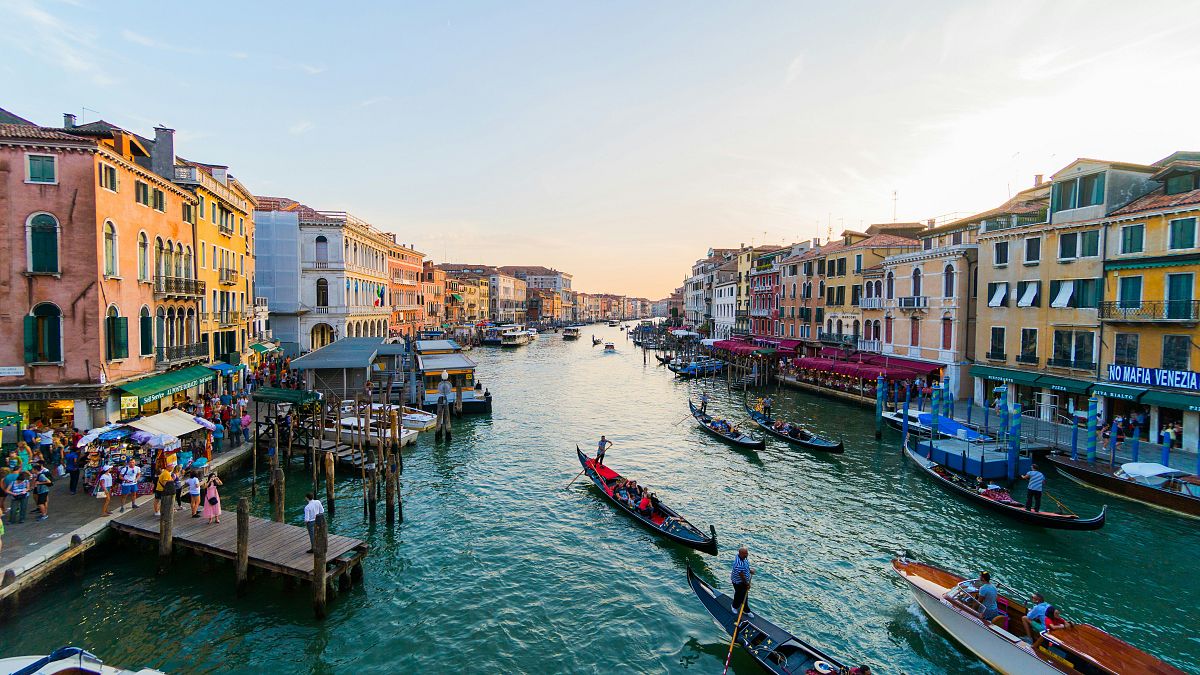 Venice day-trippers will face steep fines if they don’t pay fee designed to combat overtourism thumbnail