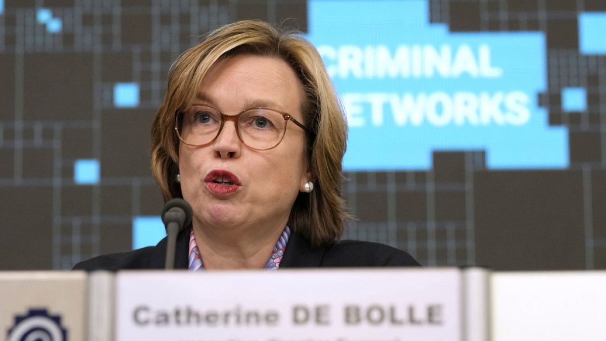 EU's most threatening criminal networks enter legal economy thumbnail