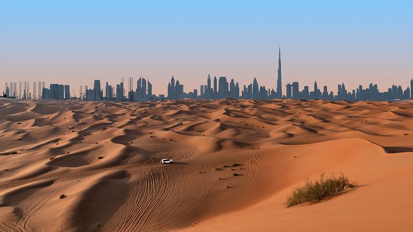Dubaj, metropolisz a sivatagban