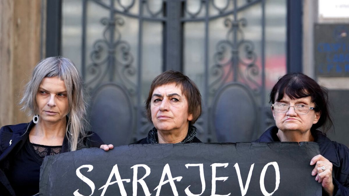 Sarajevo marks the 32nd anniversary of the city’s siege