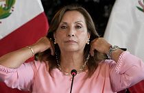 Peru Devlet Başkanı Dina Boluarte mücevherlerini gösterdi