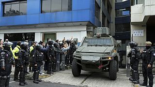 Ekvador'un Meksika Büyükelçiliği baskınına komşu ülkelerden tepki