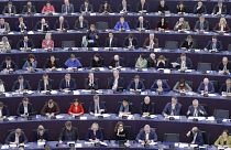 Felszólalást hallgatnak képviselők az Európai Parlament plenáris ülésén Strasbourgban 2024. február 27-én