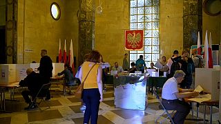 Captura de vídeo: centro de votación en Polonia