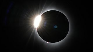 Eclipse totale du soleil : 4 minutes d'obscurité pour la postérité