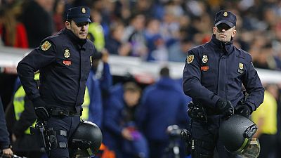 La Policía en el Bernabéu.
