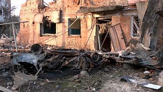 Un edificio residencial destrozado tras un ataque ruso a la ciudad de Poltava, Ucrania, el 8 de abril de 2024.