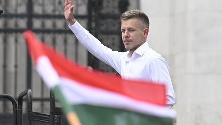 Magyar Péter az április 6.-án tartott tüntetésen